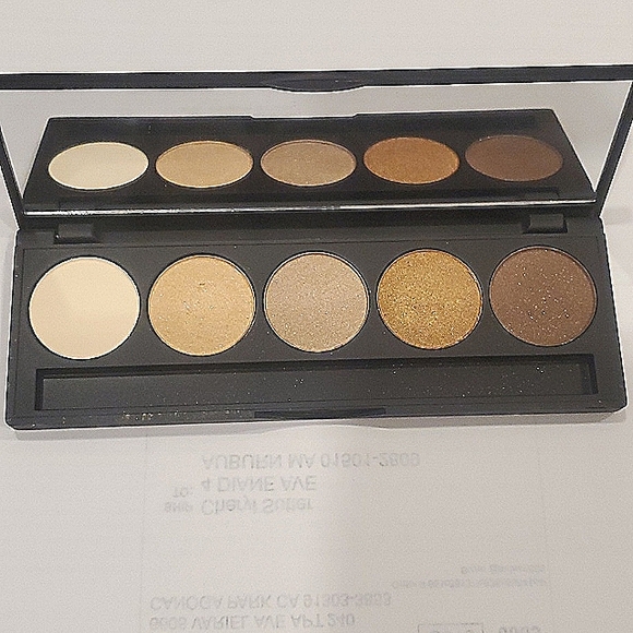Inglot eyeshadow set - Picture 1 of 4